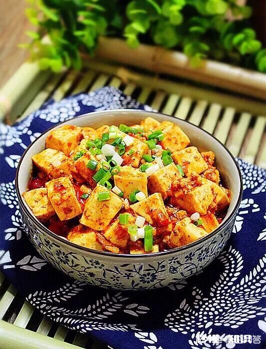 有哪些菜可以让你吃下一大碗白米饭还想加饭的