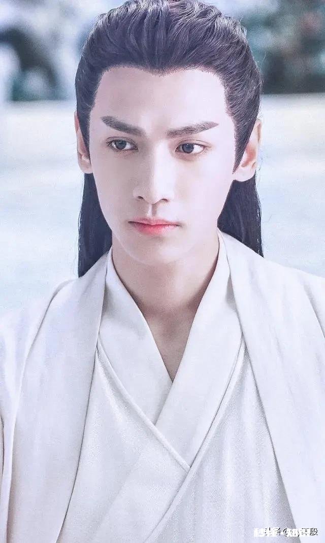 如何评价《香蜜沉沉烬如霜》罗云熙的演技