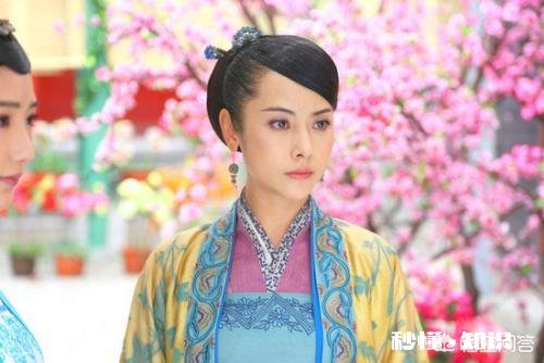 金庸笔下的杨过，除了小龙女外，还有另一位女师傅，她是谁呢