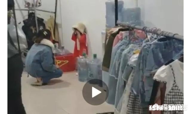 杭州童模妞妞超超长工作时间，被妈妈脚踹，天下真有无不是的父母吗