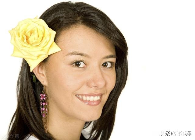 黑黄皮肤穿什么颜色好看