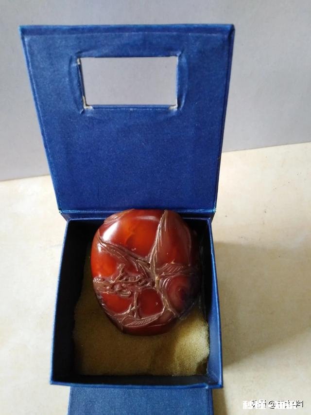 明中期文房，青花瓷笔架山价格多少为什么