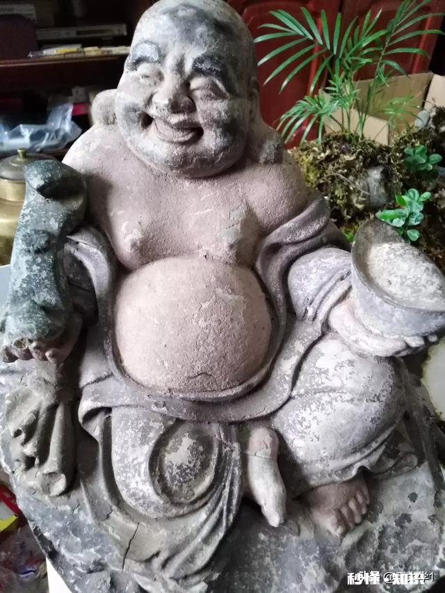 明中期文房，青花瓷笔架山价格多少为什么