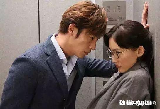 发现老公关注人妖伪娘同性恋,他是一个正常男人吗