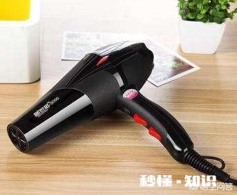 如何去除铁门上的胶