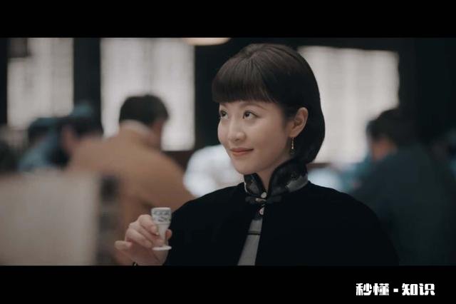 《鬓边不是海棠红》中，原小狄为何没有娶俞青