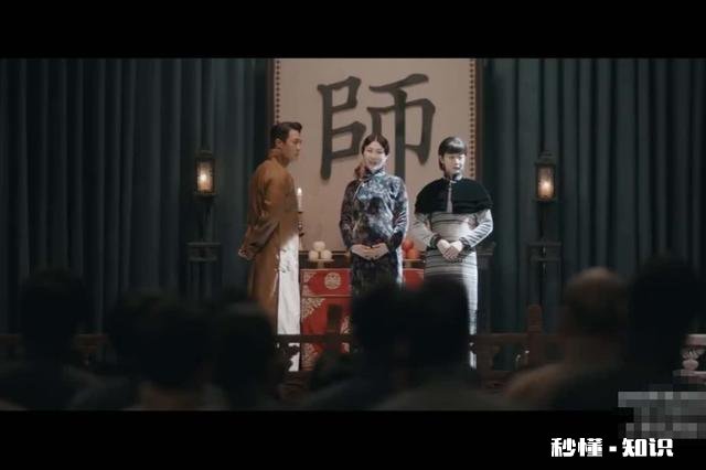 《鬓边不是海棠红》中，原小狄为何没有娶俞青