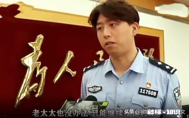 花甲老太爱上18岁小伙，反被小伙敲诈40万，是否值得同情
