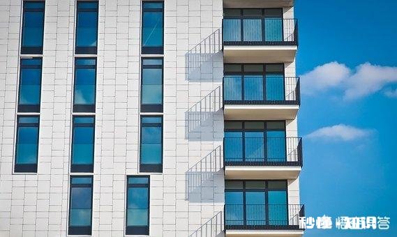 和男朋友在杭州打拼，买不起房子该怎么办