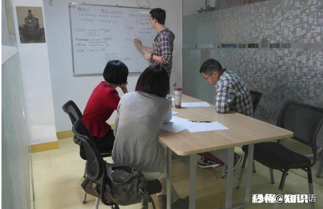 大专毕业的非师范生有资格证，如何找到教师工作