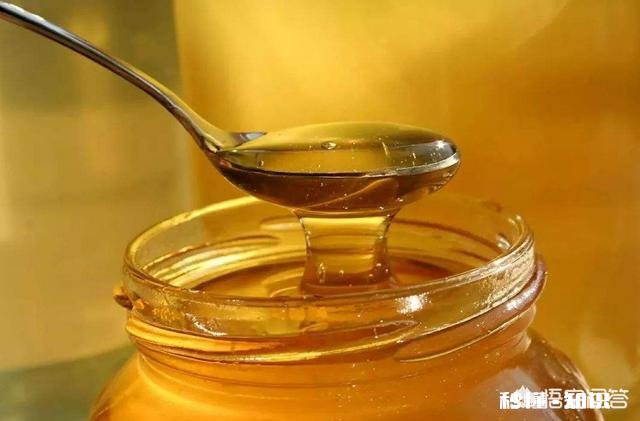 我想买蜂蜜，意蜂蜜好还是土蜂蜜好，可介绍推荐下好吗