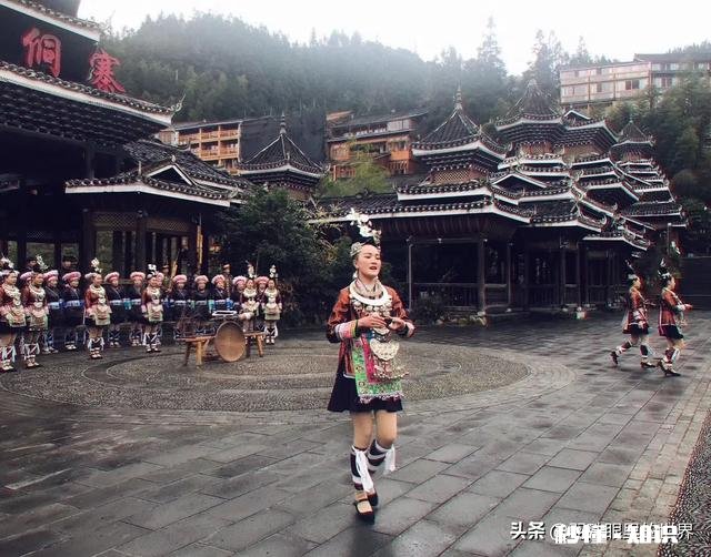 如果有时间去旅行，你最想去的地方是哪里为什么