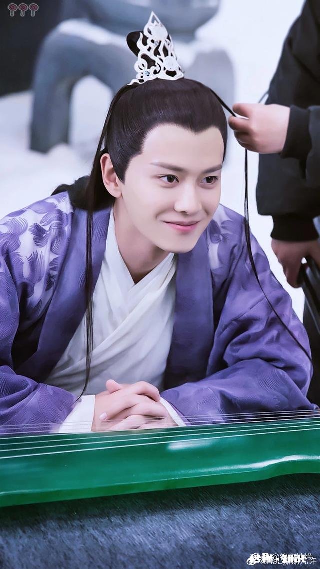 这年头演戏真正靠演技的火的，真不多，任嘉伦算吗