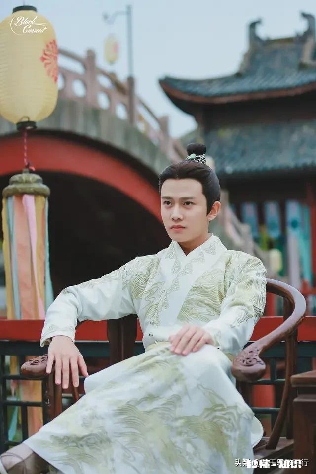 这年头演戏真正靠演技的火的，真不多，任嘉伦算吗