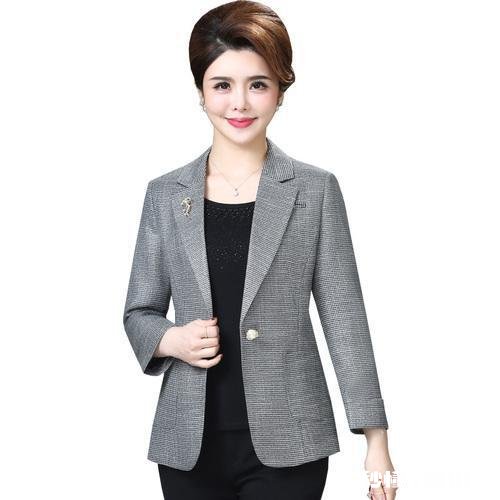 为什么男装钮扣装在右边