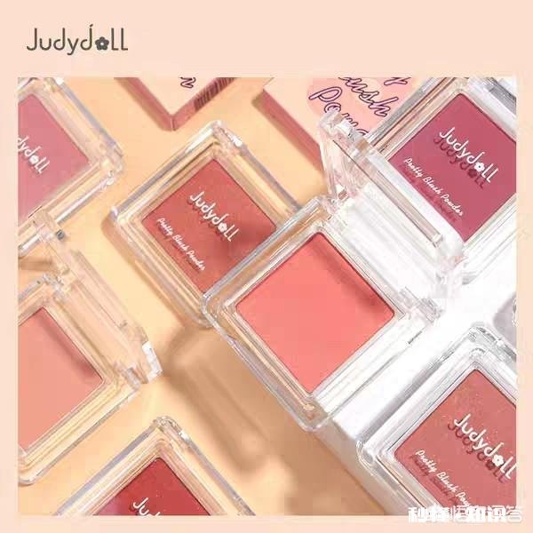 想送女朋友眼影盘，有什么好的推荐吗