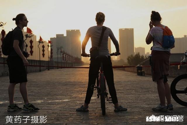 适马85-1.4和佳能85-1.4的镜头比较，哪个好