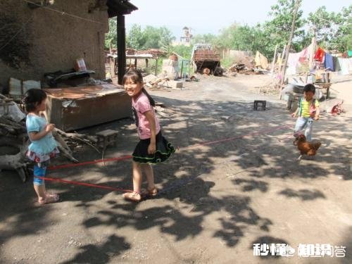 农村孩子的六一是如何度过的你会给孩子买礼物吗