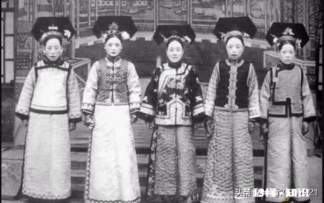 在我国历史上姓氏文化是比较重要的,那清朝灭亡以后八大贵族都改了什么姓