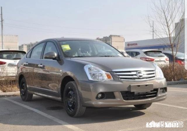 轩逸经典最低多少钱