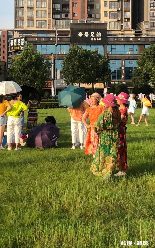 感觉都在说彩礼，没人谈嫁妆吗