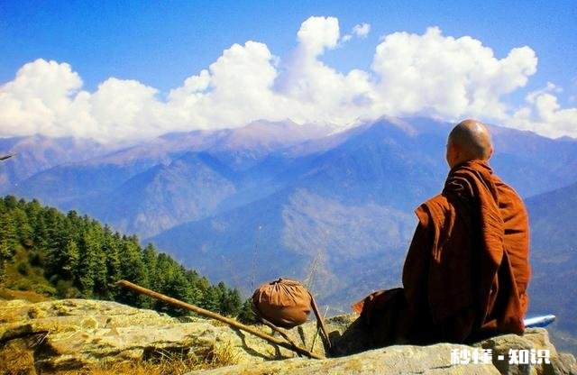孙悟空首次霞举飞升，可菩提祖师认为那只是爬云，和筋斗云有何区别其中有何启示