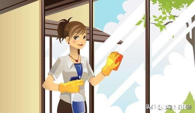 在日常生活中，玻璃怎么才能轻松擦干净