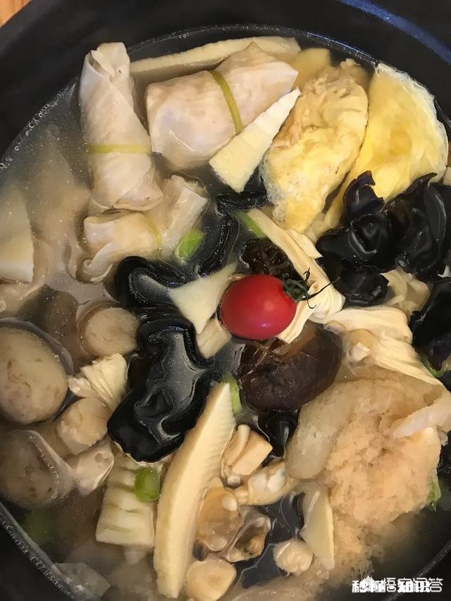 你家年夜饭都有哪些必不可少的美食