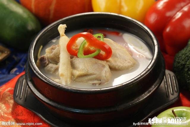 煲鸡汤时加什么中药有利于补气血