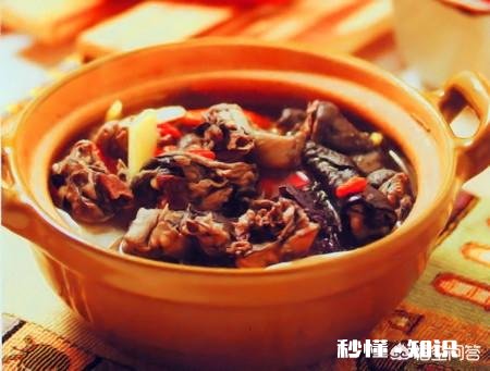 煲鸡汤时加什么中药有利于补气血