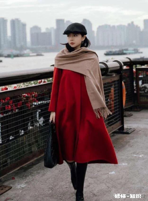 服装爆款千篇一律,感觉泯灭了个性,为什么还是会有人争相购买