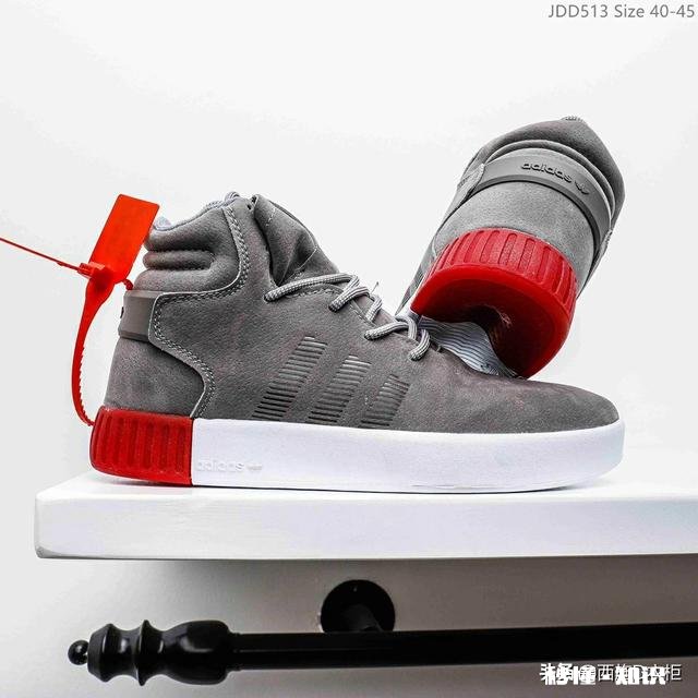 服装爆款千篇一律,感觉泯灭了个性,为什么还是会有人争相购买