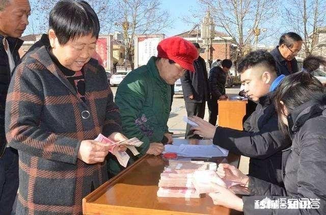 农户认为被征收集体耕地上附着物葡萄果园的补偿不合理,应该怎么办