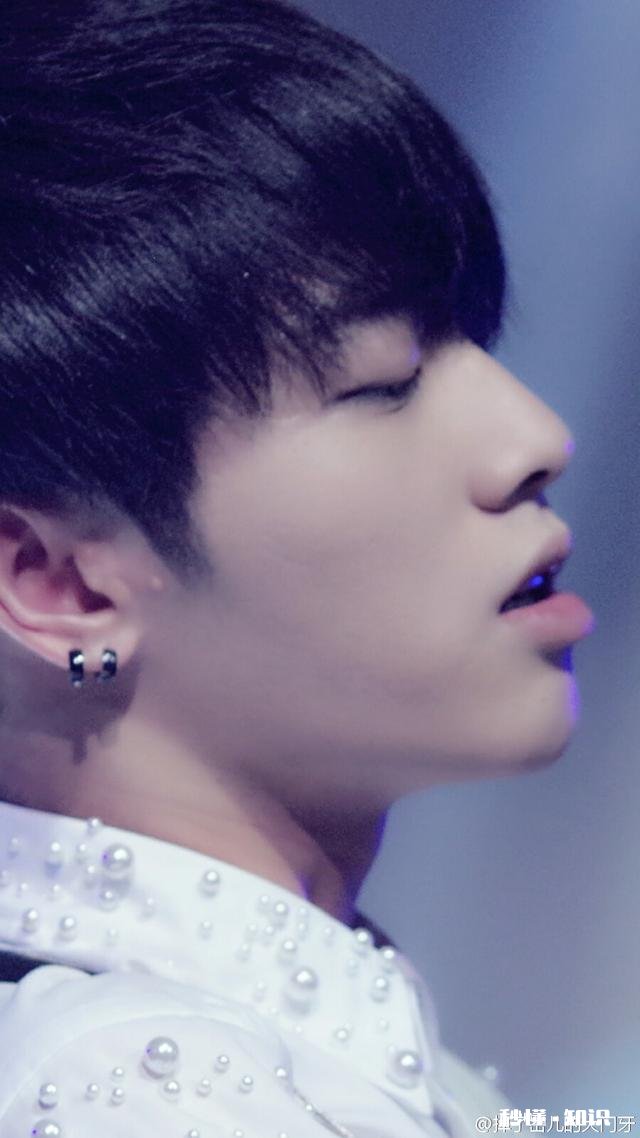 如何评价华晨宇版《dear friend》