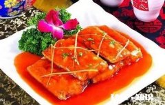 现在有多少家庭是男人等着女人煮饭吃对于这样的男人，你怎么看