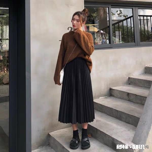 长裙怎么穿出休闲慵懒的风格,想要文艺的感觉