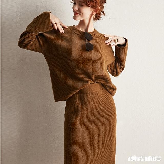 长裙怎么穿出休闲慵懒的风格,想要文艺的感觉