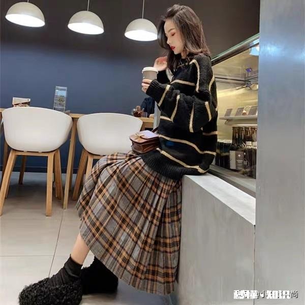 长裙怎么穿出休闲慵懒的风格,想要文艺的感觉