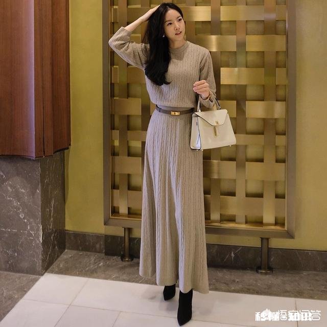 适合秋冬的长款针织连衣裙该怎么选有什么慵懒女生必备