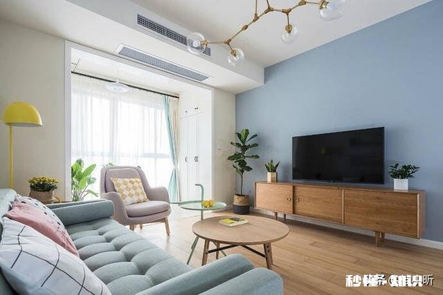 老婆和母亲常常为家庭琐事闹矛盾，谁都有对有错，我怎么处理才恰当