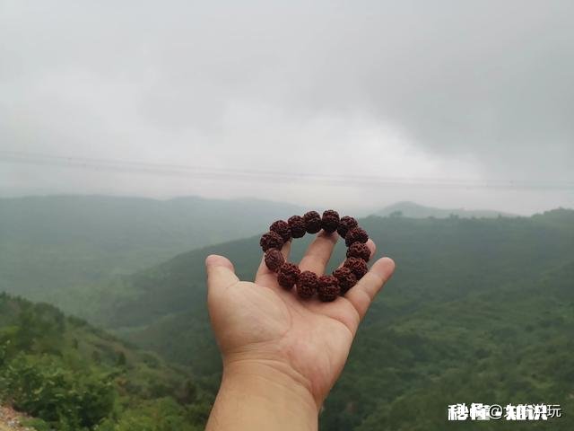 金刚菩提黄皮盘玩后颜色不统一怎办