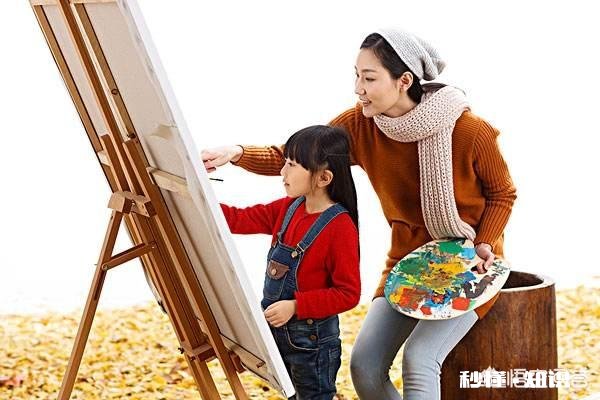 对于现在孩子初中高中还被家长接送的现象，你有什么看法