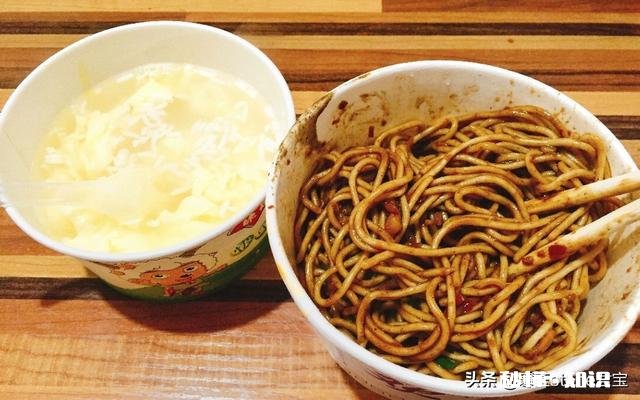 假如武汉热干面5元一碗，那么它的纯利润有多少