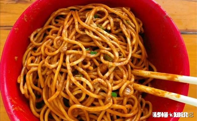 假如武汉热干面5元一碗，那么它的纯利润有多少