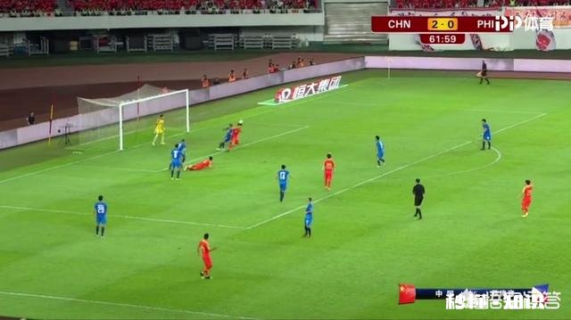 里皮的新男足赢球了，但进球的却是两个中场球员，国足前锋依然无法进球，你怎么看