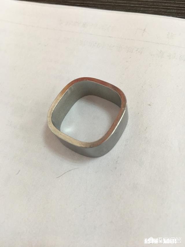 作为80后的你，结婚了吗结婚时，买的是什么戒指