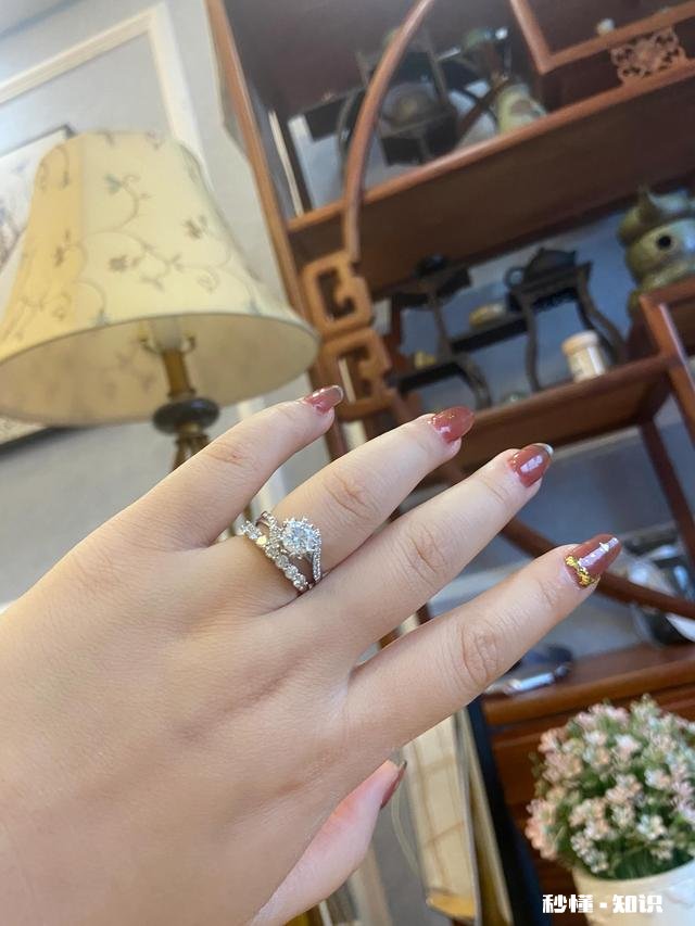 作为80后的你，结婚了吗结婚时，买的是什么戒指