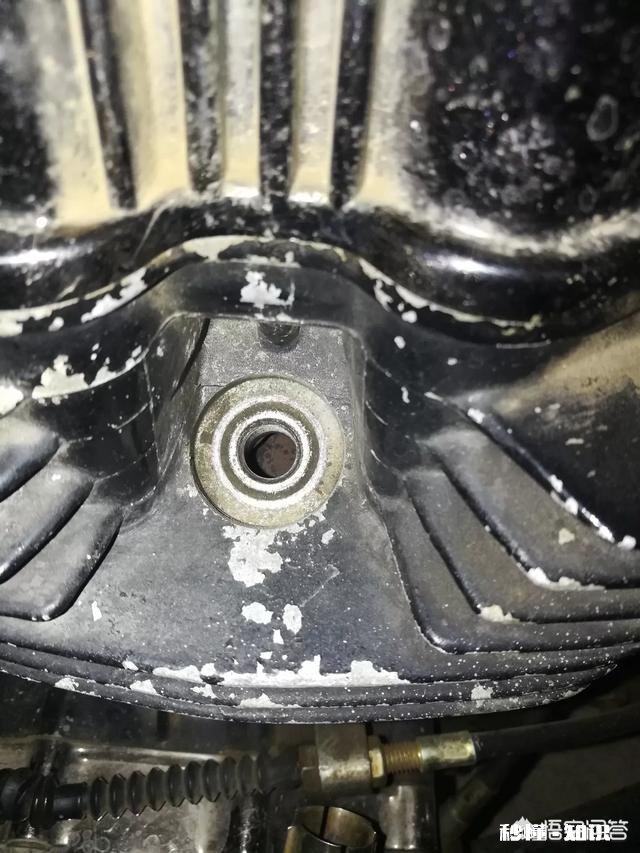 1.4帕萨特发动机漏油，烧机油怎么办