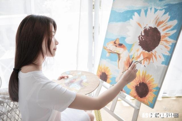 学过美术的人玩摄影能够快速上手，那要是让玩摄影的学画画，作品咋样