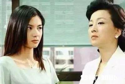 和女朋友一起看电视，非说我像里面的一个渣男。然后生气了怎么办